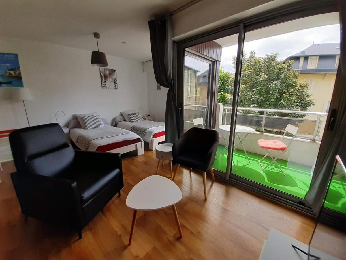 Studio Calme Renove Parking Proche Centre Et Thermes 艾克斯莱班 外观 照片